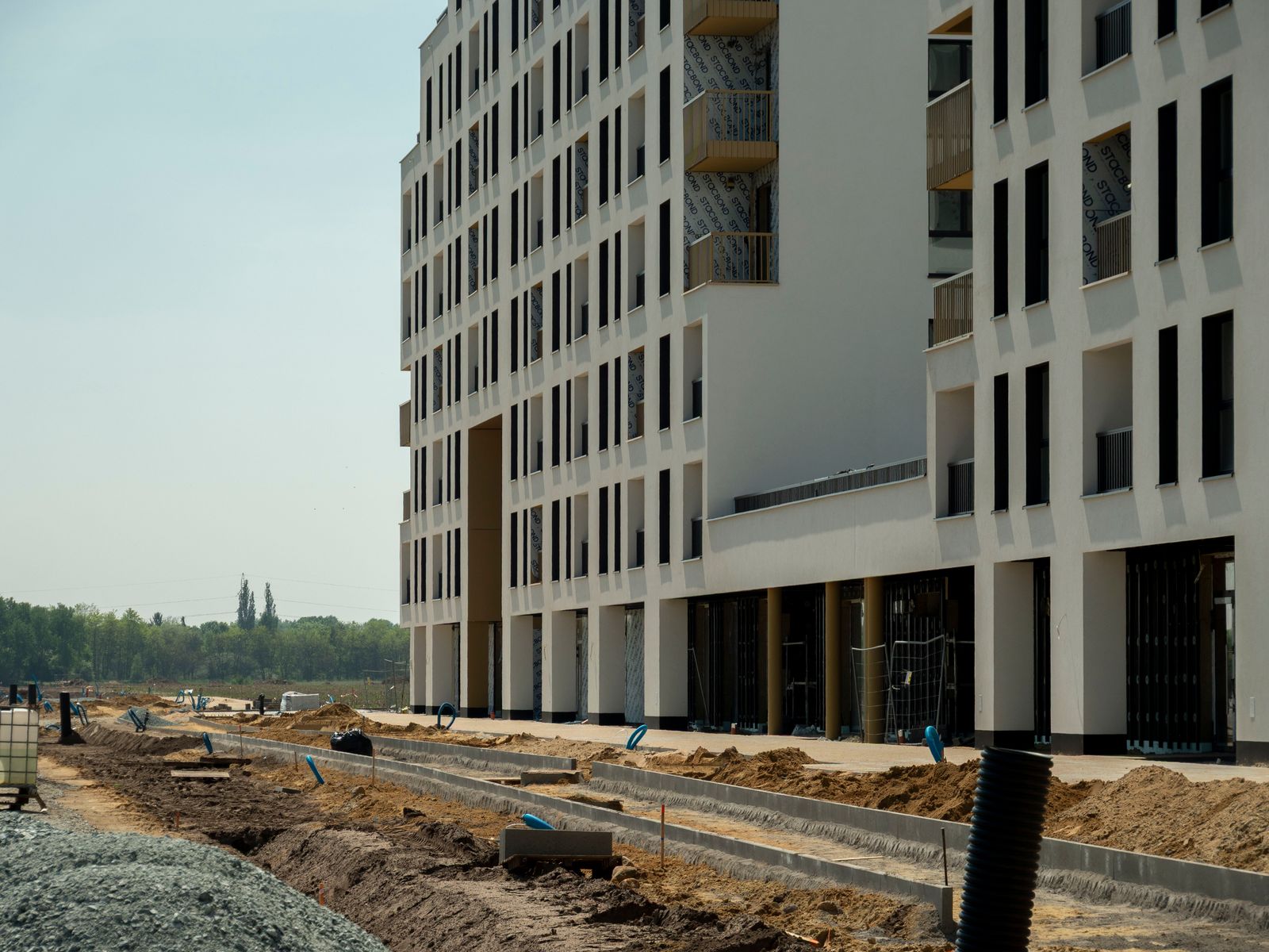 Ansamblu de locuințe în construcție — noul PUZ propus în Hemeiuș de SC Casa Valito SRL